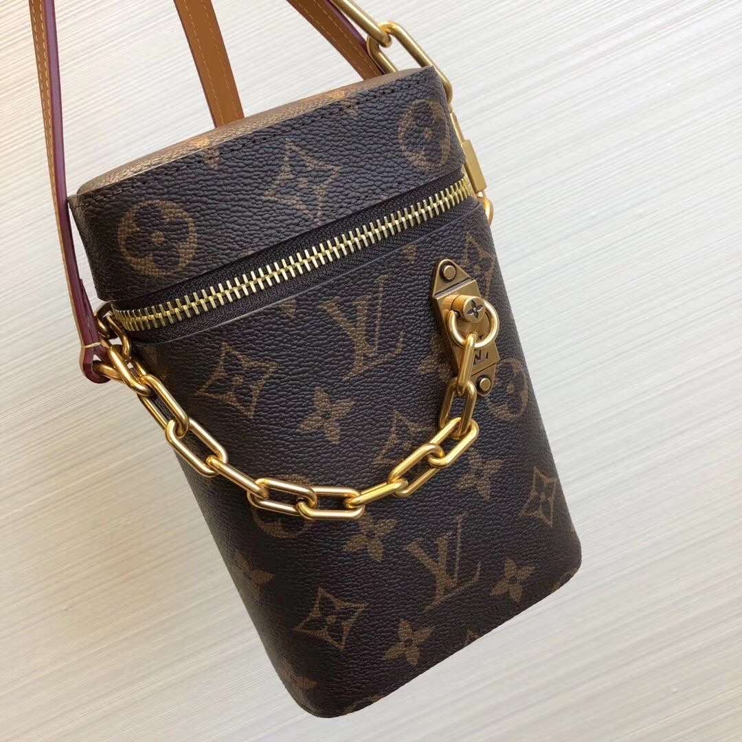 顶级原单奢侈品包包批发一手货源一件代发顶级大牌包包 顶级原单奢侈品包包批发一手货源一件代发顶级大牌包包