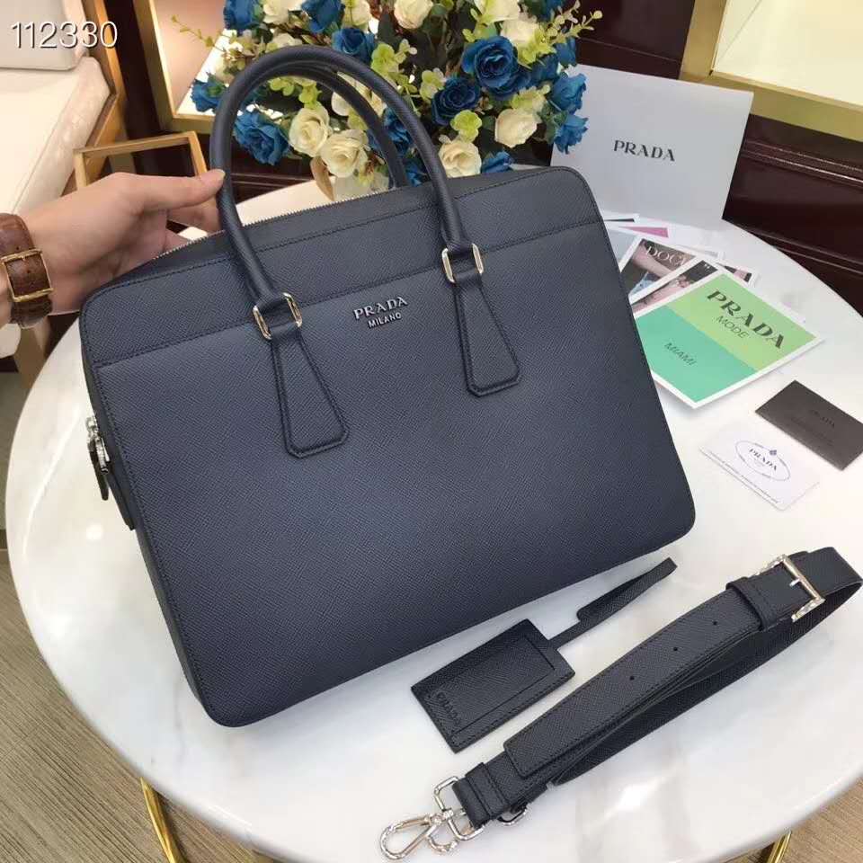 顶级原单女包货源服装一手货源手表鞋子一件代发货源 顶级原单女包货源服装一手货源手表鞋子一件代发货源