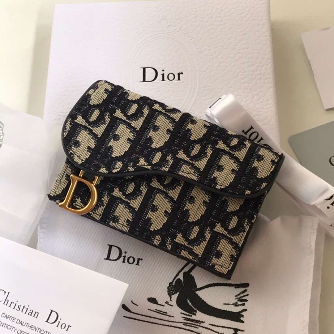 顶级原单奢侈品包包网红直播同款超A品质区分不出来 顶级原单奢侈品包包网红直播同款超A品质区分不出来