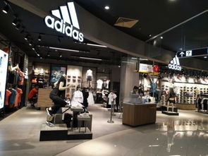 阿迪达斯耐克等运动服工厂 厂家绝对一手货源源头 品牌代理代发 阿迪达斯耐克等运动服工厂 厂家绝对一手货源源头 品牌代理代发
