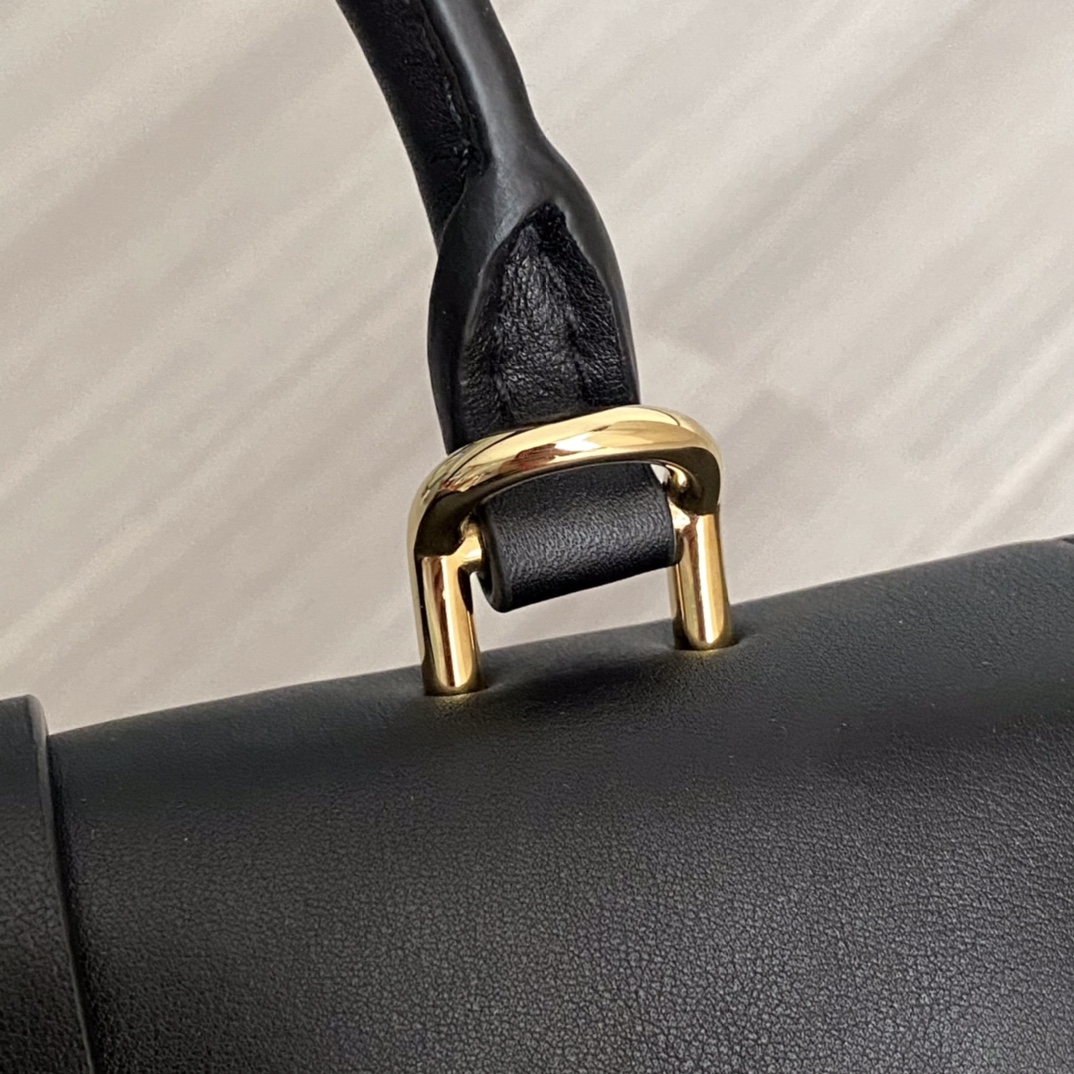诚招代理,东莞代工厂货源 一手货源,手机实拍不做任何虚假处理 诚招代理,东莞代工厂货源 一手货源,手机实拍不做任何虚假处理