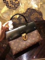 莆田市鞋工厂招聘耐克阿迪达斯高端品牌鞋免费代理,*工艺,鞋子 莆田市鞋工厂招聘耐克阿迪达斯高端品牌鞋免费代理,*工艺,鞋子