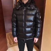 高端运动服一手货源微信 高端运动服一手货源微信
