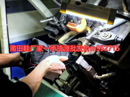 雪桥溪柳真标和正品区别真的很大吗莆田鞋货源 雪桥溪柳真标和正品区别真的很大吗莆田鞋货源