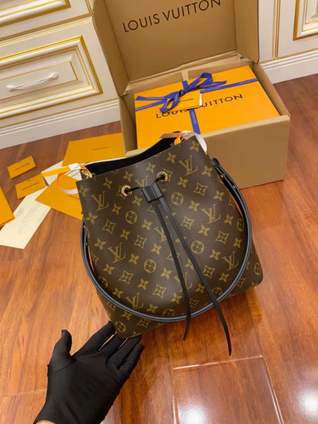 进入专柜无压力的一件代发奢侈品包包哪里有? 进入专柜无压力的一件代发奢侈品包包哪里有?